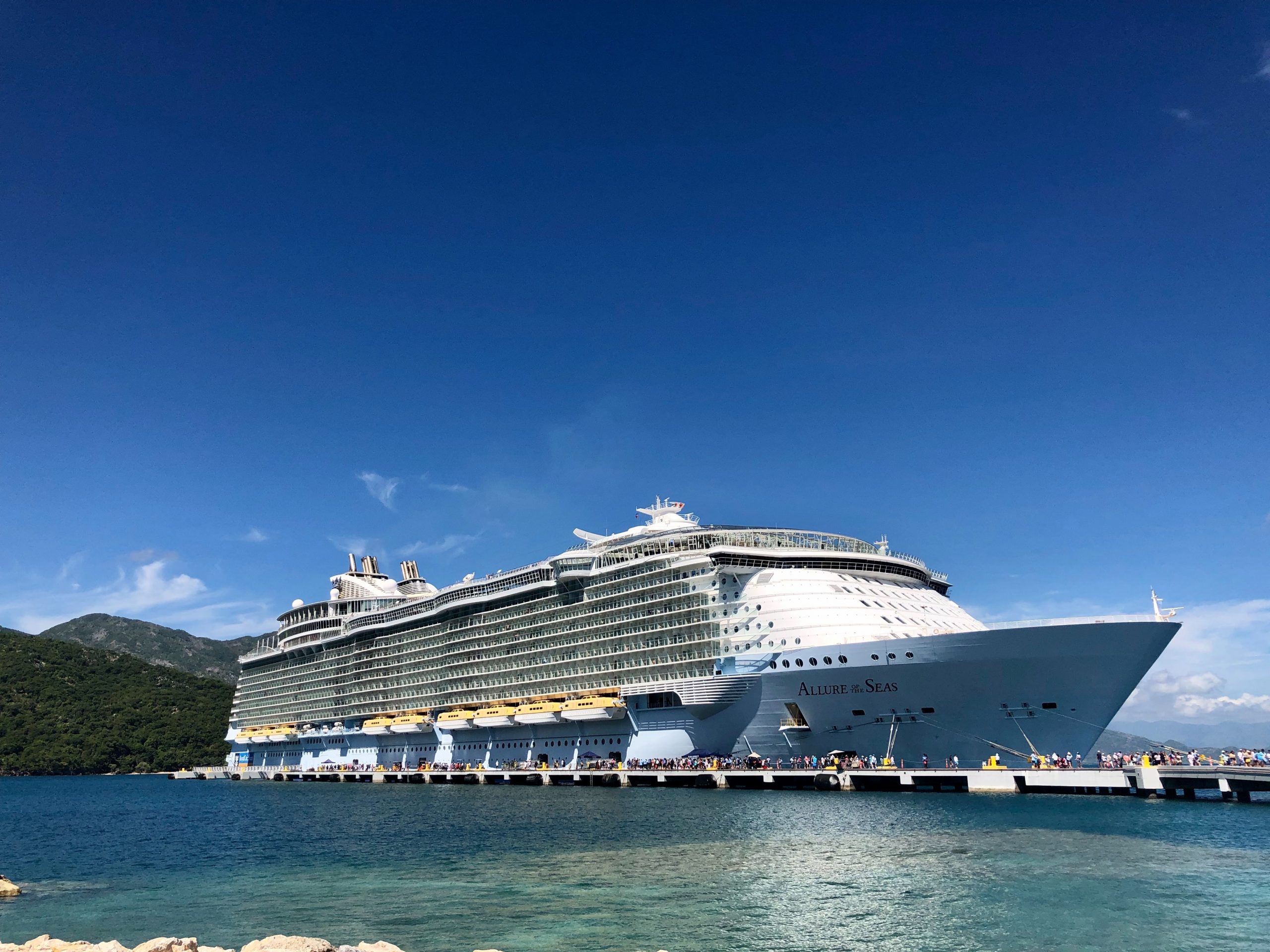 Overnight Cruise Ship Experience Guest Application Take Part In 